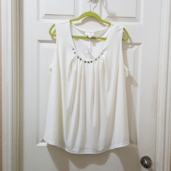 Dressy beaded tank top - Picture 1 of 3